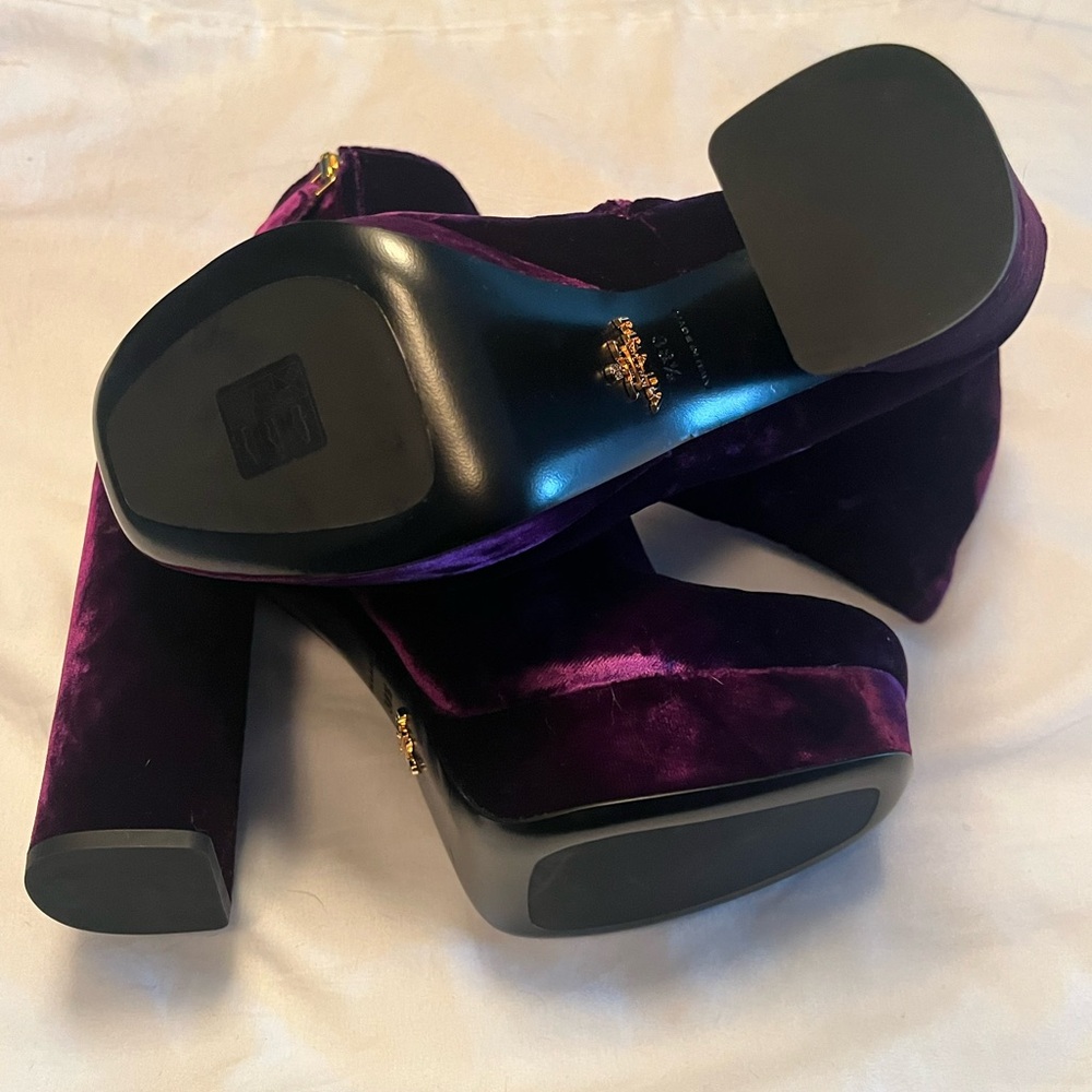 PRADA Velvet Platform Ankle Boots-Magenta/Burgundy Velvet - Size 38.5 EU - Never - Picture 9 of 9